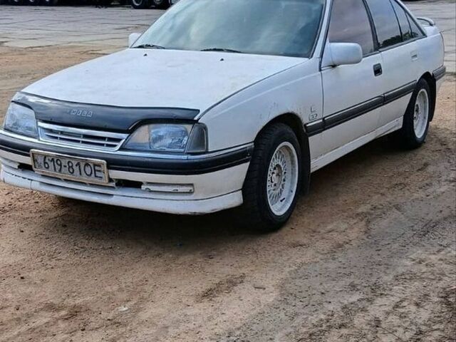 Опель Омега, об'ємом двигуна 2 л та пробігом 400 тис. км за 1000 $, фото 1 на Automoto.ua