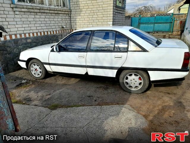 Опель Омега, объемом двигателя 2 л и пробегом 0 тыс. км за 600 $, фото 1 на Automoto.ua