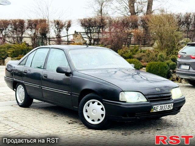 Опель Омега, объемом двигателя 20 л и пробегом 200 тыс. км за 1050 $, фото 1 на Automoto.ua