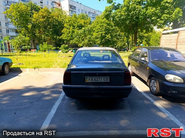 Опель Омега, объемом двигателя 2.5 л и пробегом 0 тыс. км за 410 $, фото 1 на Automoto.ua