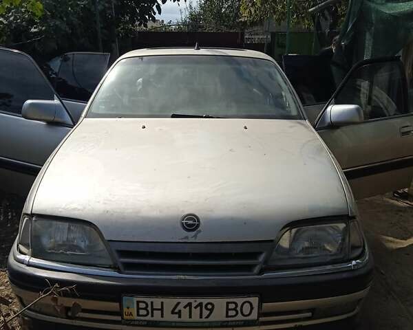 Опель Омега, объемом двигателя 2 л и пробегом 331 тыс. км за 1400 $, фото 1 на Automoto.ua