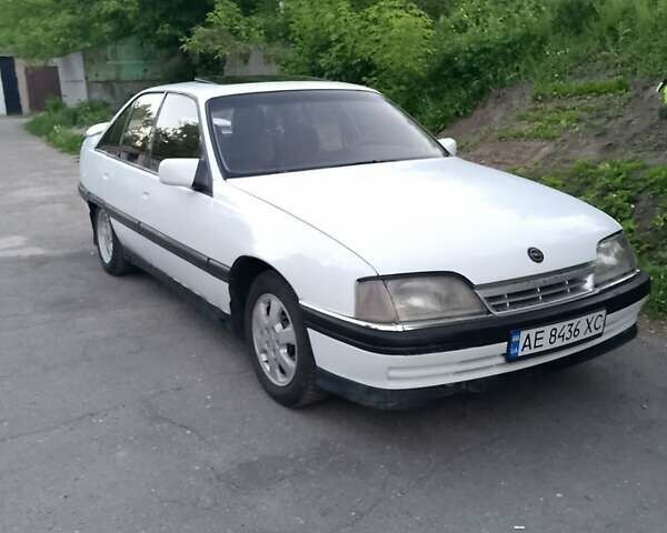 Опель Омега, объемом двигателя 2 л и пробегом 377 тыс. км за 1600 $, фото 1 на Automoto.ua