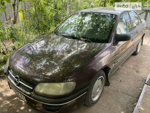 Опель Омега, объемом двигателя 2 л и пробегом 350 тыс. км за 1800 $, фото 1 на Automoto.ua