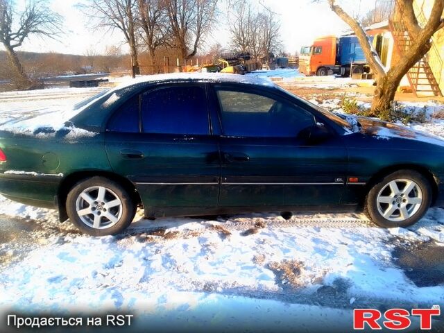 Опель Омега, объемом двигателя 2 л и пробегом 350 тыс. км за 1000 $, фото 1 на Automoto.ua