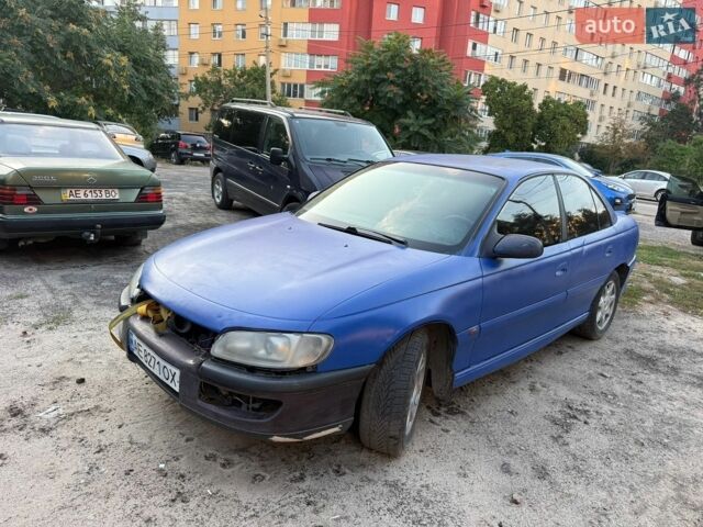 Опель Омега, объемом двигателя 3 л и пробегом 300 тыс. км за 1000 $, фото 1 на Automoto.ua