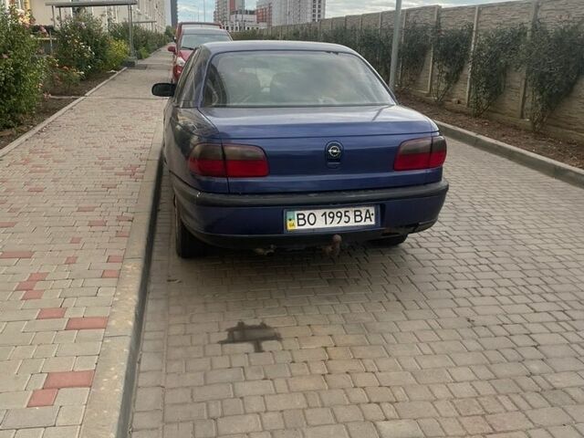 Опель Омега, объемом двигателя 2 л и пробегом 294 тыс. км за 800 $, фото 1 на Automoto.ua