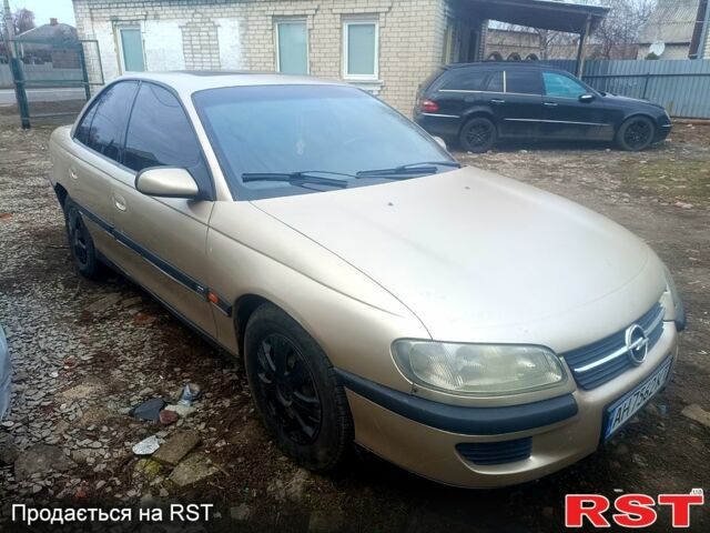Опель Омега, объемом двигателя 20 л и пробегом 300 тыс. км за 1950 $, фото 1 на Automoto.ua