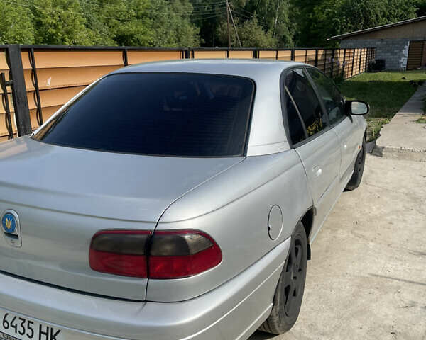 Опель Омега, об'ємом двигуна 2 л та пробігом 315 тис. км за 2999 $, фото 1 на Automoto.ua