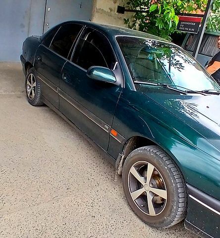 Опель Омега, об'ємом двигуна 2 л та пробігом 216 тис. км за 3200 $, фото 1 на Automoto.ua