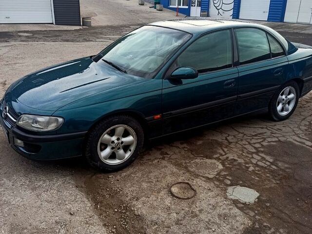 Опель Омега, объемом двигателя 2.5 л и пробегом 200 тыс. км за 3000 $, фото 1 на Automoto.ua