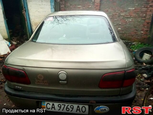 Опель Омега, объемом двигателя 2 л и пробегом 155 тыс. км за 1100 $, фото 1 на Automoto.ua
