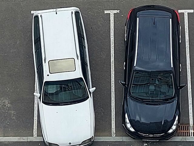 Опель Омега, об'ємом двигуна 2.3 л та пробігом 130 тис. км за 500 $, фото 1 на Automoto.ua