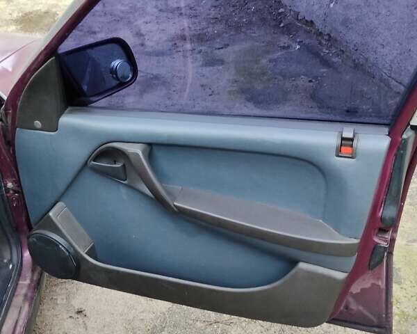 Опель Омега, объемом двигателя 2 л и пробегом 350 тыс. км за 1200 $, фото 1 на Automoto.ua