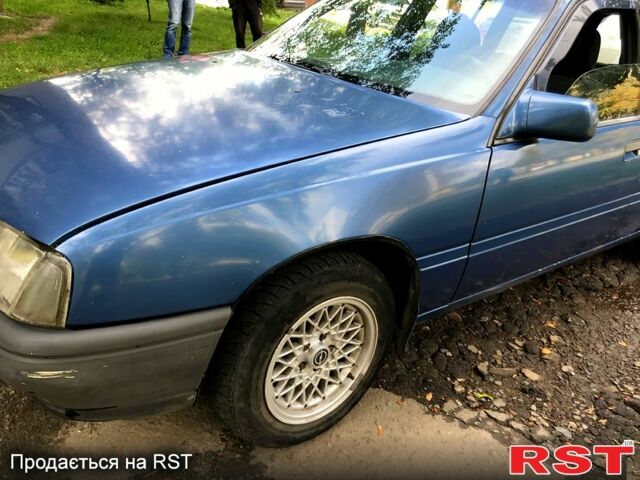 Опель Омега, объемом двигателя 2 л и пробегом 380 тыс. км за 1100 $, фото 1 на Automoto.ua