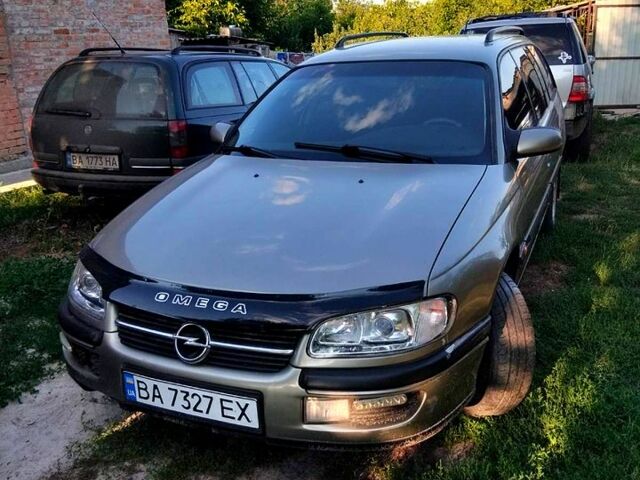 Опель Омега, объемом двигателя 2.5 л и пробегом 250 тыс. км за 2900 $, фото 1 на Automoto.ua
