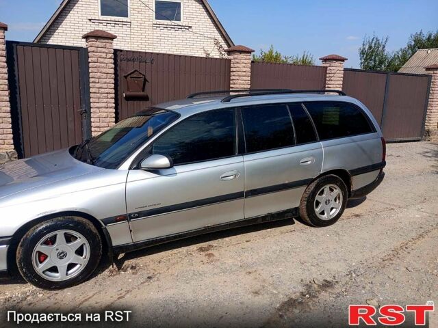 Опель Омега, объемом двигателя 2 л и пробегом 300 тыс. км за 1480 $, фото 1 на Automoto.ua
