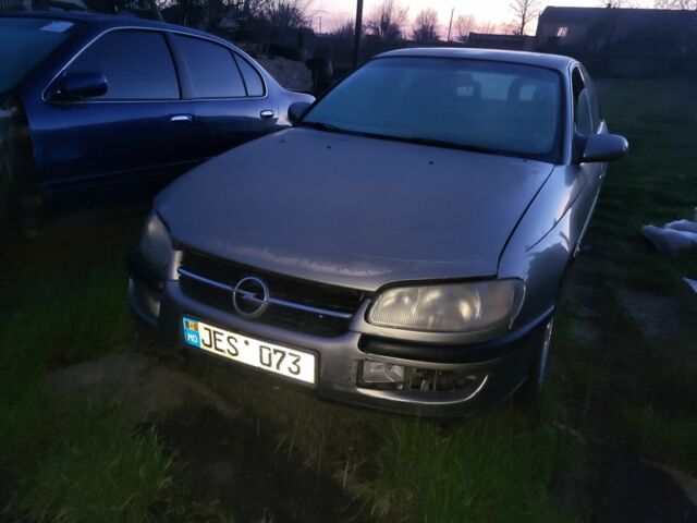 Серый Опель Омега, объемом двигателя 2 л и пробегом 350 тыс. км за 600 $, фото 1 на Automoto.ua