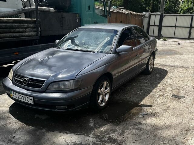 Сірий Опель Омега, об'ємом двигуна 2.2 л та пробігом 2 тис. км за 3000 $, фото 1 на Automoto.ua