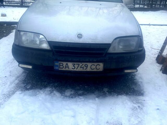 Сірий Опель Омега, об'ємом двигуна 1.8 л та пробігом 0 тис. км за 1100 $, фото 1 на Automoto.ua