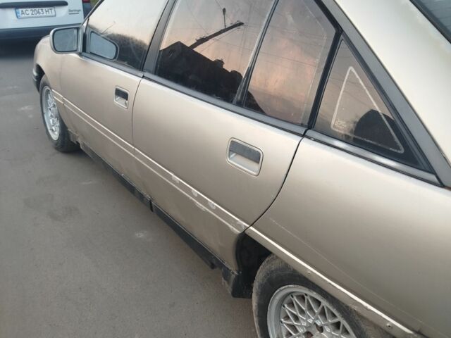 Серый Опель Омега, объемом двигателя 0 л и пробегом 150 тыс. км за 876 $, фото 1 на Automoto.ua