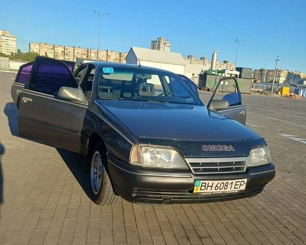Серый Опель Омега, объемом двигателя 2 л и пробегом 100 тыс. км за 1550 $, фото 1 на Automoto.ua