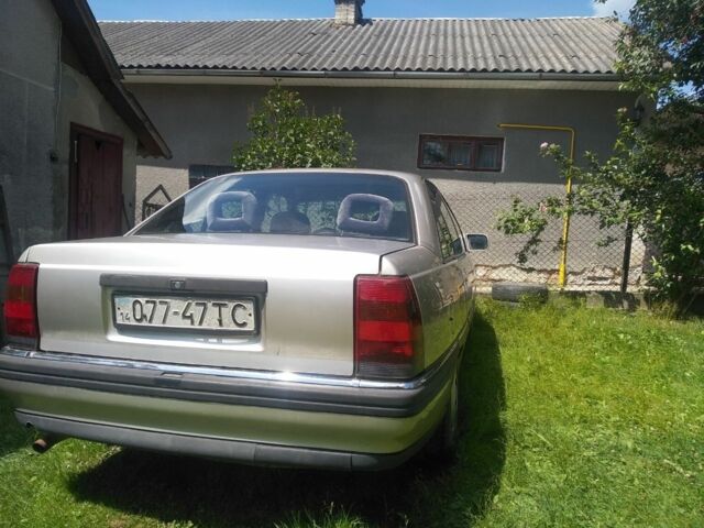 Серый Опель Омега, объемом двигателя 2 л и пробегом 225 тыс. км за 1000 $, фото 1 на Automoto.ua