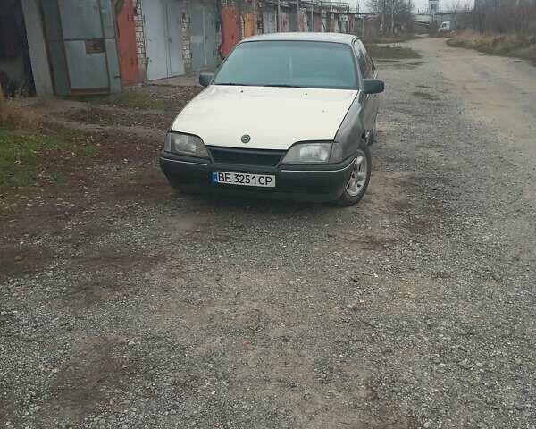 Сірий Опель Омега, об'ємом двигуна 2 л та пробігом 40 тис. км за 2200 $, фото 1 на Automoto.ua