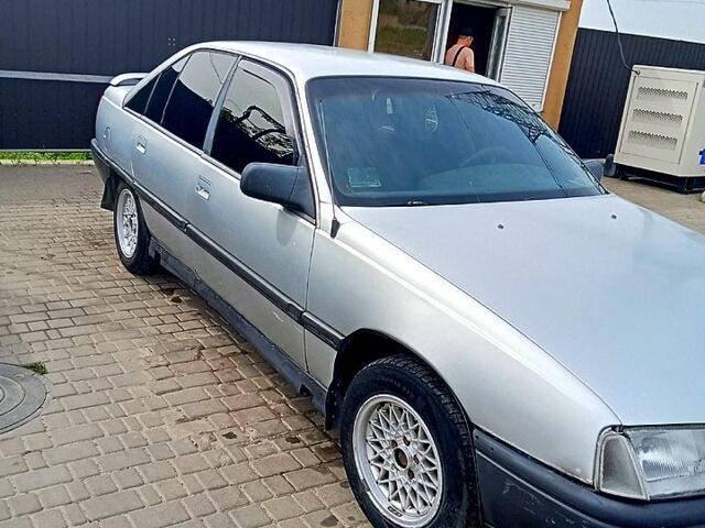 Сірий Опель Омега, об'ємом двигуна 2 л та пробігом 0 тис. км за 1400 $, фото 1 на Automoto.ua