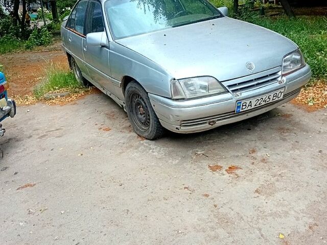 Сірий Опель Омега, об'ємом двигуна 2 л та пробігом 0 тис. км за 500 $, фото 1 на Automoto.ua