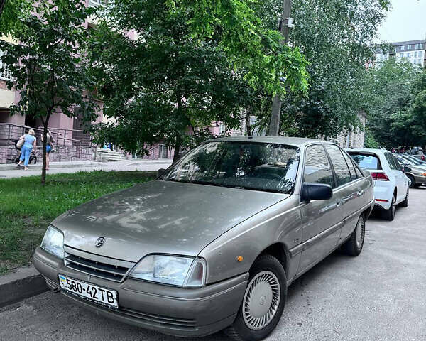 Сірий Опель Омега, об'ємом двигуна 1.8 л та пробігом 360 тис. км за 2000 $, фото 1 на Automoto.ua