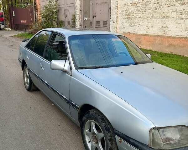 Сірий Опель Омега, об'ємом двигуна 2 л та пробігом 400 тис. км за 1000 $, фото 1 на Automoto.ua