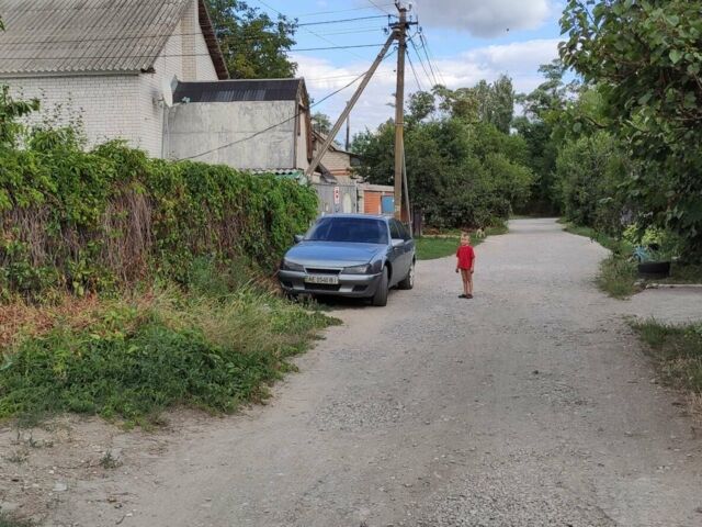 Сірий Опель Омега, об'ємом двигуна 2 л та пробігом 50 тис. км за 1750 $, фото 1 на Automoto.ua