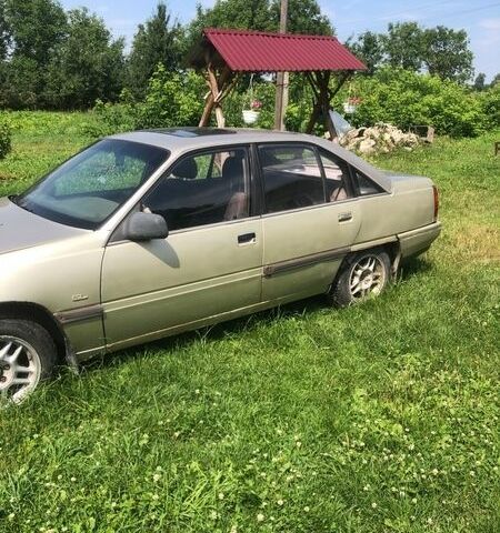 Сірий Опель Омега, об'ємом двигуна 1.8 л та пробігом 600 тис. км за 750 $, фото 1 на Automoto.ua