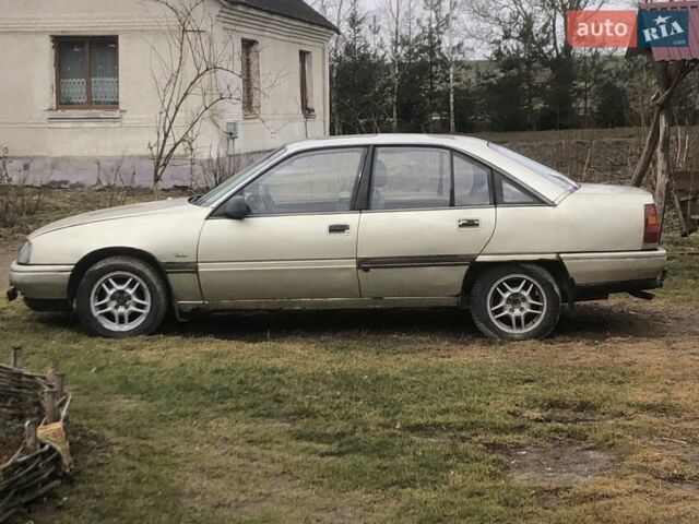 Серый Опель Омега, объемом двигателя 1.8 л и пробегом 700 тыс. км за 750 $, фото 1 на Automoto.ua