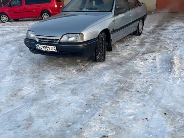 Серый Опель Омега, объемом двигателя 2.3 л и пробегом 200 тыс. км за 1300 $, фото 1 на Automoto.ua