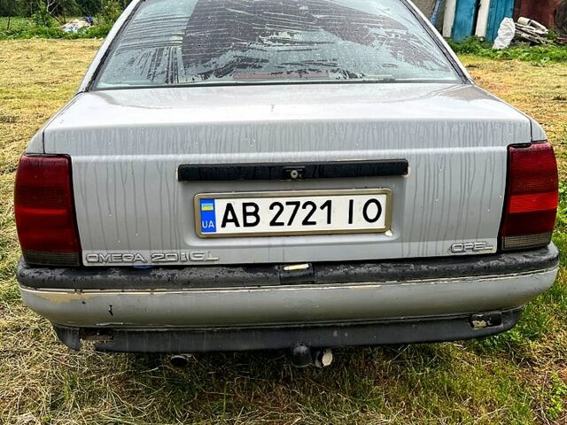 Сірий Опель Омега, об'ємом двигуна 2 л та пробігом 195 тис. км за 570 $, фото 1 на Automoto.ua