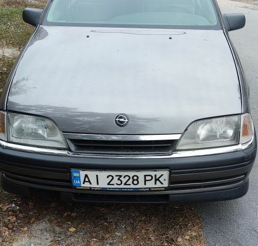 Серый Опель Омега, объемом двигателя 2 л и пробегом 2 тыс. км за 1800 $, фото 1 на Automoto.ua