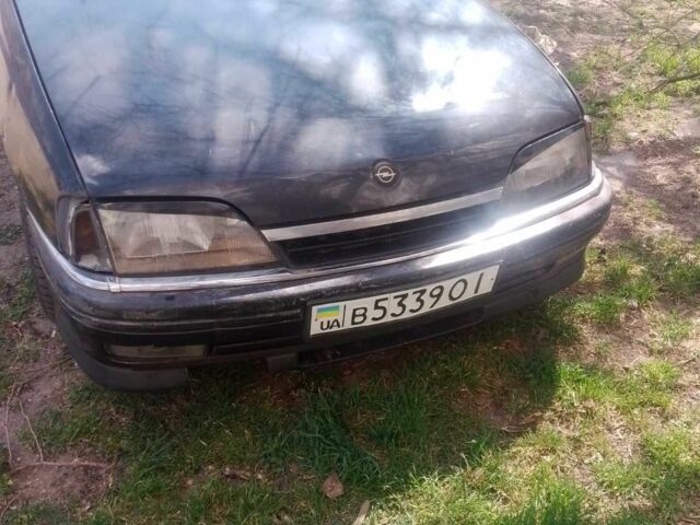 Серый Опель Омега, объемом двигателя 2 л и пробегом 399 тыс. км за 900 $, фото 1 на Automoto.ua