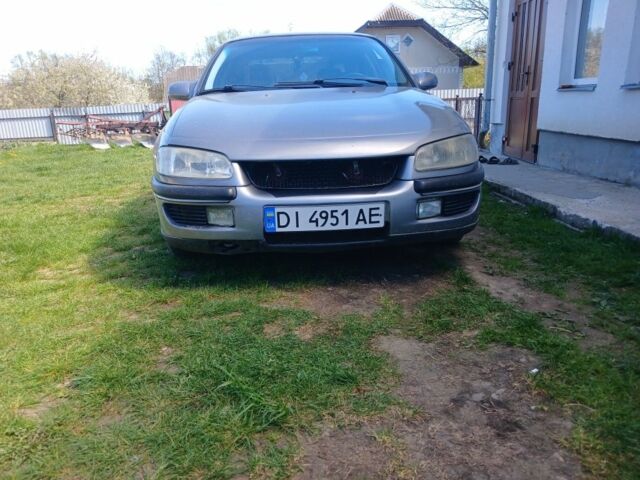 Серый Опель Омега, объемом двигателя 2 л и пробегом 296 тыс. км за 2003 $, фото 1 на Automoto.ua