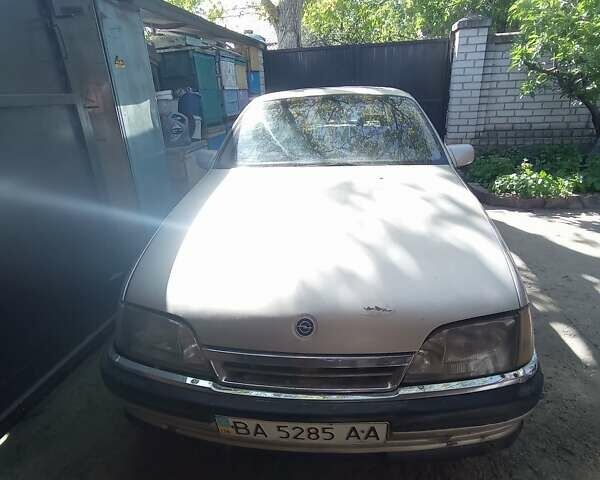 Сірий Опель Омега, об'ємом двигуна 0 л та пробігом 700 тис. км за 1500 $, фото 1 на Automoto.ua