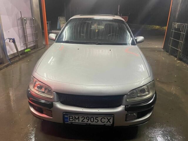 Сірий Опель Омега, об'ємом двигуна 2 л та пробігом 350 тис. км за 2000 $, фото 1 на Automoto.ua