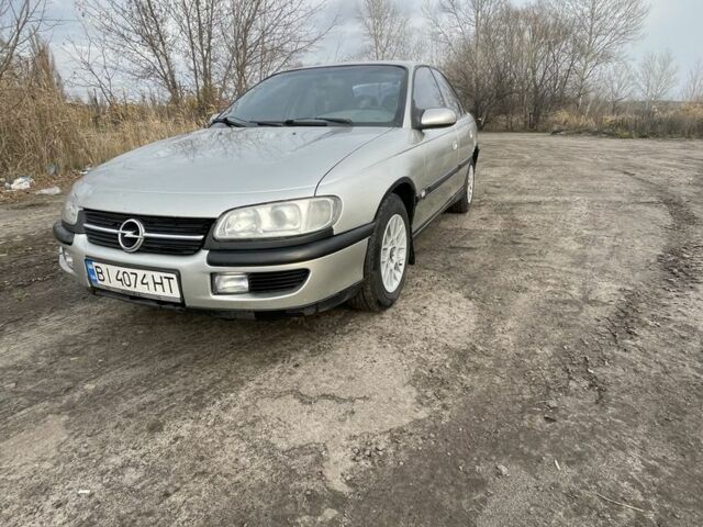 Сірий Опель Омега, об'ємом двигуна 2 л та пробігом 400 тис. км за 2000 $, фото 1 на Automoto.ua