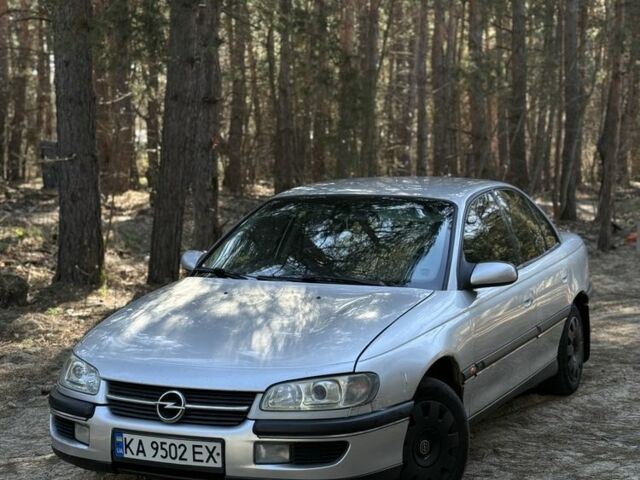 Серый Опель Омега, объемом двигателя 2 л и пробегом 400 тыс. км за 1500 $, фото 1 на Automoto.ua