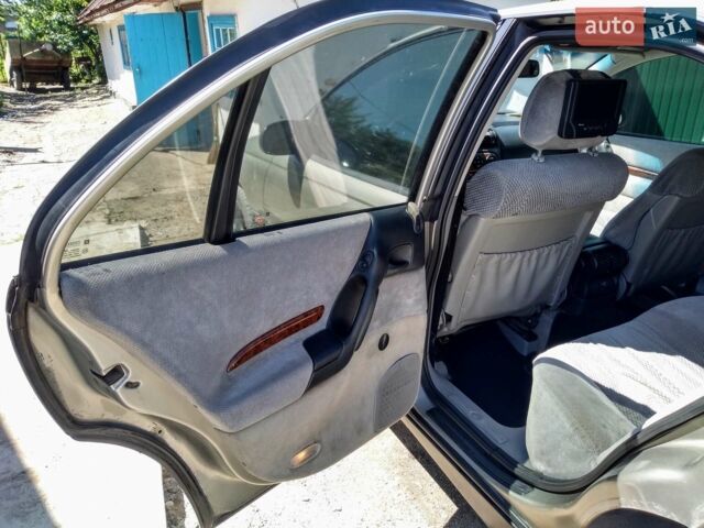 Сірий Опель Омега, об'ємом двигуна 2 л та пробігом 240 тис. км за 3500 $, фото 1 на Automoto.ua
