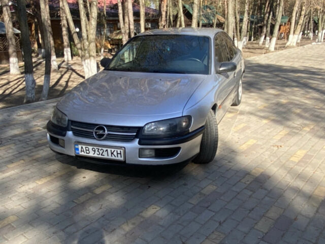 Сірий Опель Омега, об'ємом двигуна 2 л та пробігом 417 тис. км за 2699 $, фото 1 на Automoto.ua