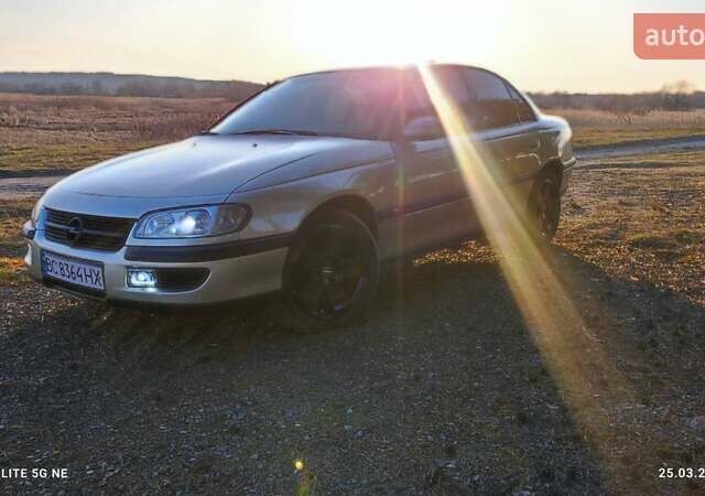 Сірий Опель Омега, об'ємом двигуна 2 л та пробігом 362 тис. км за 2450 $, фото 1 на Automoto.ua