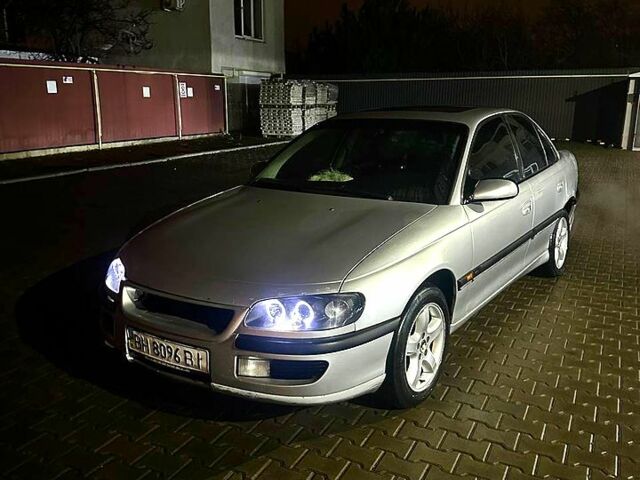 Сірий Опель Омега, об'ємом двигуна 3 л та пробігом 550 тис. км за 2500 $, фото 1 на Automoto.ua