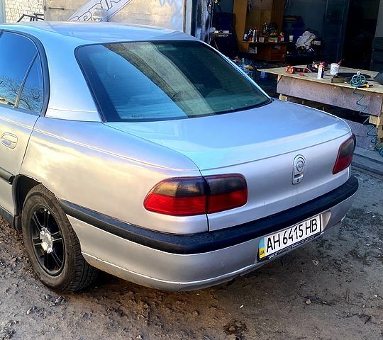 Серый Опель Омега, объемом двигателя 2 л и пробегом 0 тыс. км за 1500 $, фото 1 на Automoto.ua