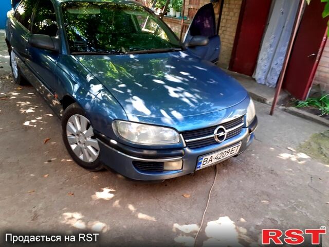 Серый Опель Омега, объемом двигателя 2 л и пробегом 325 тыс. км за 2200 $, фото 1 на Automoto.ua