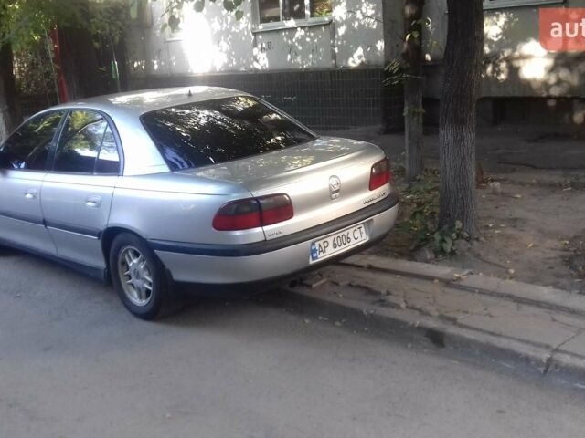 Сірий Опель Омега, об'ємом двигуна 2 л та пробігом 370 тис. км за 3300 $, фото 1 на Automoto.ua